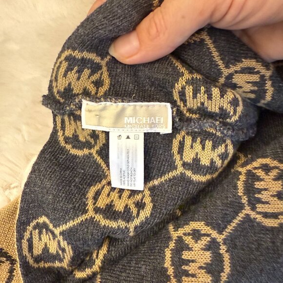 Michael Kors Infinity Scarf Tan & Black Geometric Logo Design Wool Blend - Picture 3 of 3